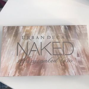 Urban Decay NAKED illuminated trio